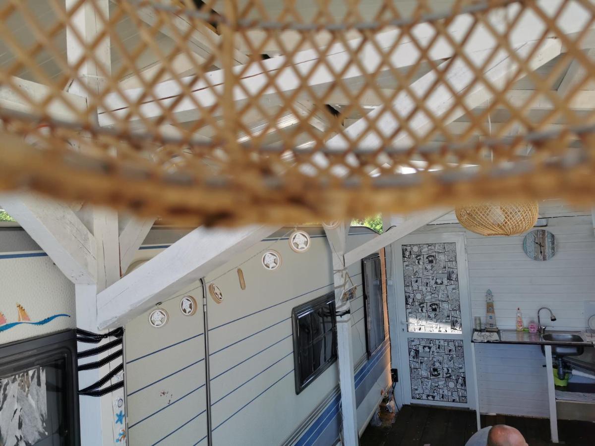 Sea Caravan/Camper On The Beach Kiten  Esterno foto