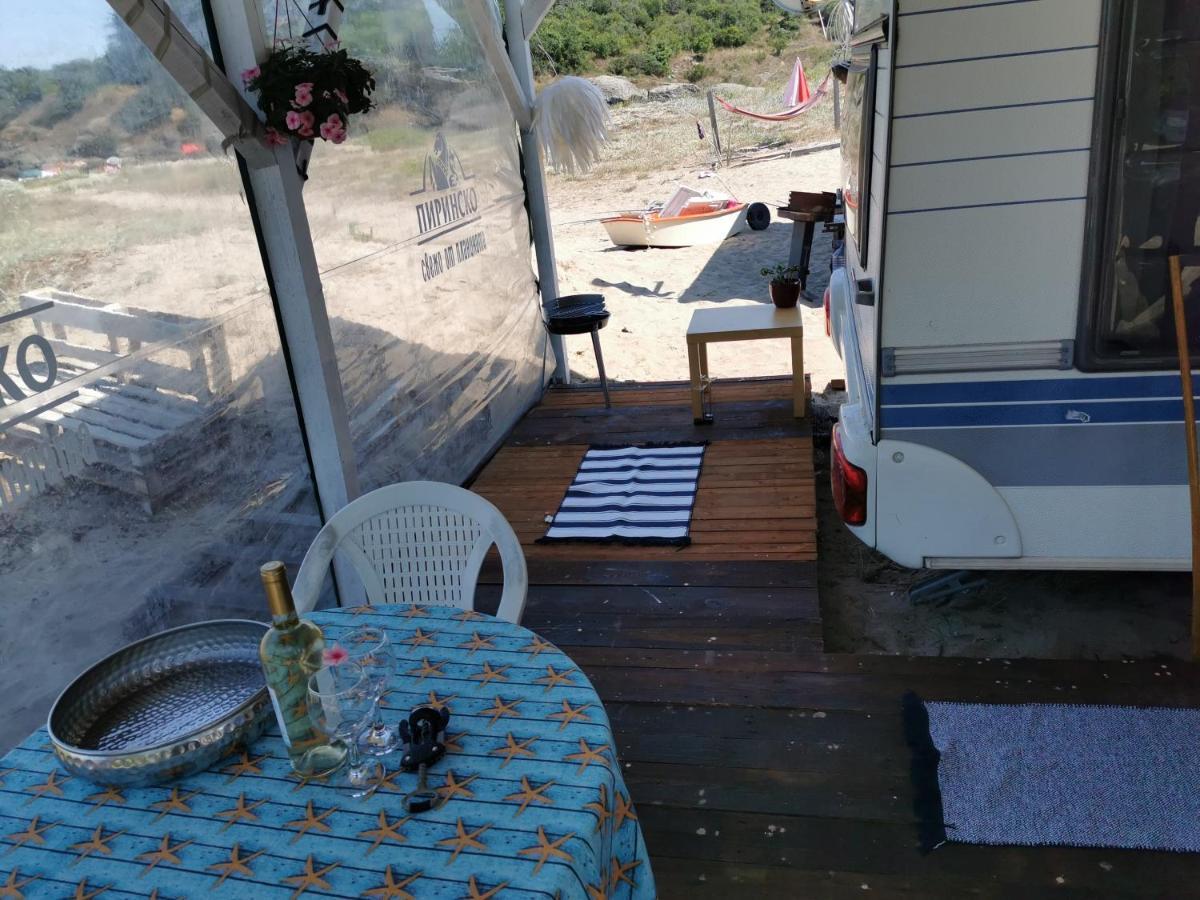 Sea Caravan/Camper On The Beach Kiten  Esterno foto