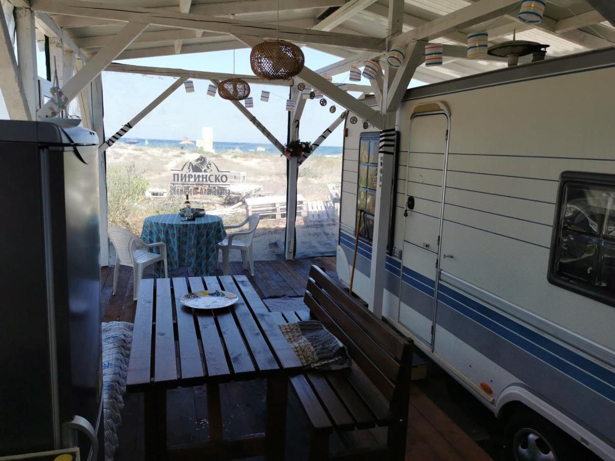 Sea Caravan/Camper On The Beach Kiten  Esterno foto